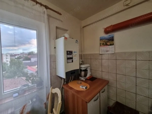 Neagoe Vodă- 3 camere decomandate/două balcoane/priveliște frumoasă  - imagine 5