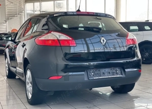 Renault Megane 1.6 16V 100 TomTom Edition - imagine 6 Renault Megane 1.6 16V 100 TomTom Edition - imagine 6
