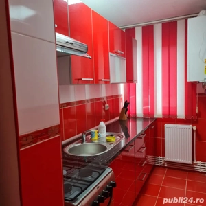 Închiriez apartament - imagine 3 Închiriez apartament - imagine 3