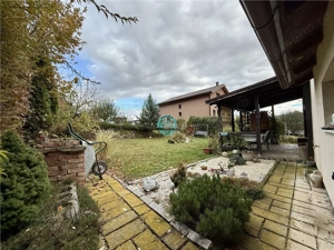 Casa cu 4 camere de vanzare, teren 970 mp, in Livezeni