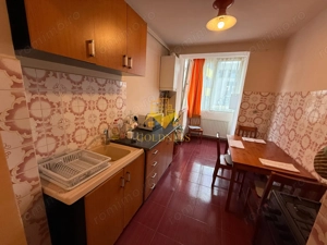 3 camere decomandate, balcon, Centru Piata Abator, Parcul Feroviarilor - imagine 4