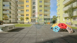 Apartament cu 2 camere și boxă de vânzare la Top City în Tractorul - imagine 12