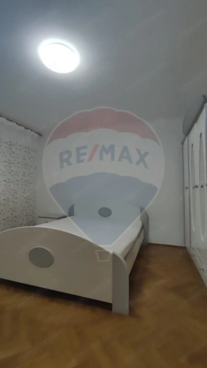 De inchiriat apartament 3 camere spatios  etaj 1 Splaiul Crisanei - imagine 3