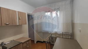 De inchiriat apartament 3 camere spatios  etaj 1 Splaiul Crisanei - imagine 19