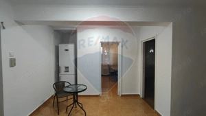 De inchiriat apartament 3 camere spatios  etaj 1 Splaiul Crisanei - imagine 12