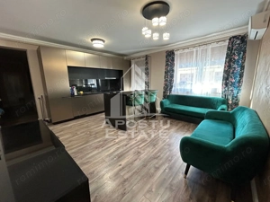 Apartament 3 camere, centrala proprie, 2 locuri de parcare, Dumbravita