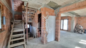 Casa individuala la rosu de vanzare, Giarmata - imagine 3