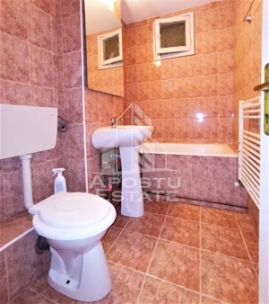 Apartament 3 camere, centrala proprie, zona Sagului - imagine 12 Apartament 3 camere, centrala proprie, zona Sagului - imagine 12