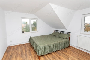 Vilă P+M, Santandrei, 4 dormitoare. 287 000 E (neg). Comision 0. - imagine 16 Vilă P+M, Santandrei, 4 dormitoare. 287 000 E (neg). Comision 0. - imagine 16