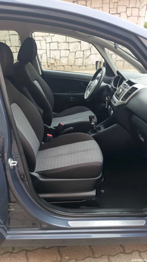 Vând Kia Venga 1.6 ,128cp,CRDI diesel,fabr.2016, euro6.  - imagine 17 Vând Kia Venga 1.6 ,128cp,CRDI diesel,fabr.2016, euro6.  - imagine 17