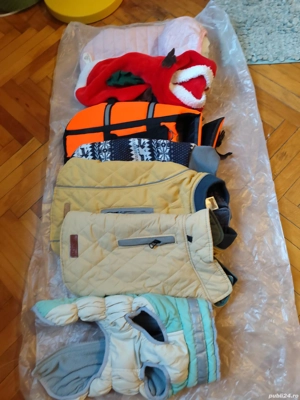 Vând hăinuțe de căței talie mica. - imagine 2 Vând hăinuțe de căței talie mica. - imagine 2