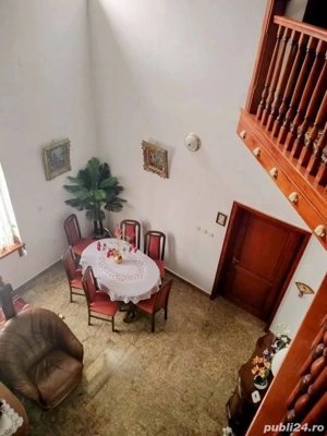 Vind o frumoasă proprietate in cartierul functionarilor  - imagine 3