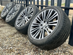 Jante BMW Originale  R17cu cauciucuri noi
