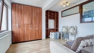 Apartament 3 camere Isaran CORESI cu parcare - imagine 3 Apartament 3 camere Isaran CORESI cu parcare - imagine 3