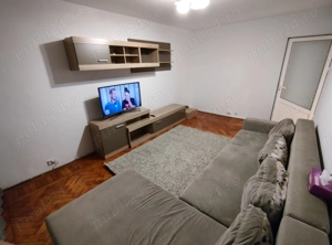 Închiriere apartament decomandat cu 3 camere, parțial mobilat - imagine 3