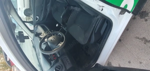 Vand Renault Clio fabricat în 2017, motor 1.5 motorina, colant Bolt activ - imagine 9