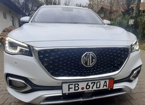 MG EHS Luxury PHEV Pano Key LED Virtual 18Zoll 360  - imagine 7