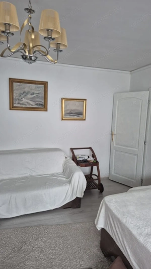 Ocazie!! Calea Aradului | Etaj 2 | Cu Centrala Termica | 2 Clime | Mobilat si utilat!! - imagine 9 Ocazie!! Calea Aradului | Etaj 2 | Cu Centrala Termica | 2 Clime | Mobilat si utilat!! - imagine 9