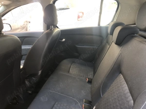 Vand licenta taxi plus dacia sandero 2014 benzina plus gpl - imagine 4