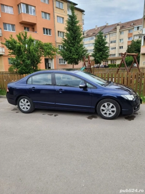 Vand urgent Honda Civic . an 2006 ( Decembrie ) .automata  cu volan pe dreapta inscrisa in Romania - imagine 3