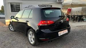 Volkswagen Golf Hatchback - imagine 4