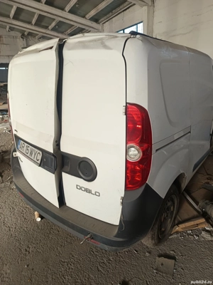 dezmembrez fiat doblo 1.6 16 valve euro 5 - imagine 2