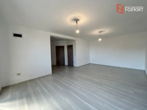 Duplex pe parter 4 camere Ghiroda  - imagine 4