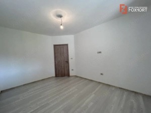 Duplex pe parter 4 camere Ghiroda  - imagine 10