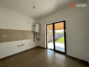 Duplex pe parter 4 camere Ghiroda  - imagine 11