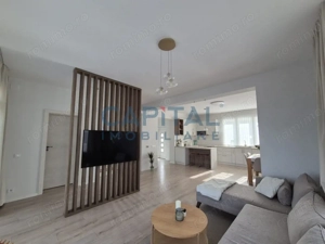 Casa superba la cheie, panouri fotovoltaice, central Dezmir - imagine 4