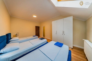 Investiție Profitabilă: 2 Hale de vanzare cu randament ridicat - imagine 2 Investiție Profitabilă: 2 Hale de vanzare cu randament ridicat - imagine 2