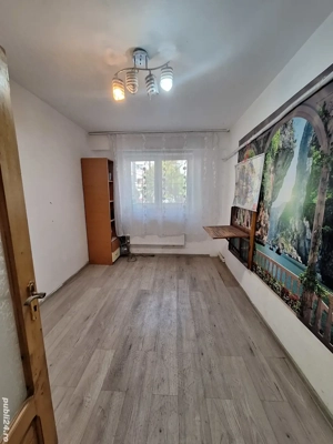 5 camere micro 20 - imagine 4