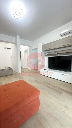 Studio modern in Mamaia Nord – la doi pasi de mare! - imagine 3