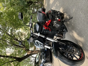 Motocicleta Benelli 302S Naked