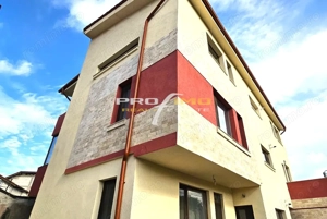 Apartament 3 camere intr o vila P+2E cu cate un apartament pe etaj - imagine 3