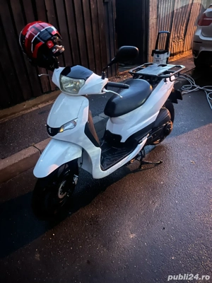 Scutere de vanzare 125cc Peugeot - imagine 2 Scutere de vanzare 125cc Peugeot - imagine 2