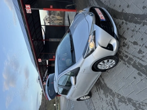 De vânzare Toyota Yaris Hibrid  - imagine 7