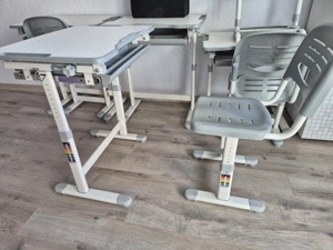 Birou de copii reglabil + scaun