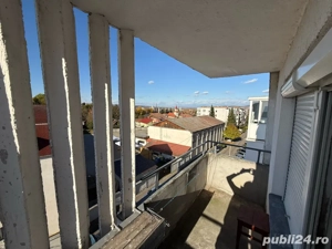 Apartament cu 2 dormitoare de vânzare, situat la etajul 4