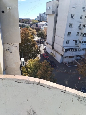 Vând apartament cu 3 camere  - imagine 7