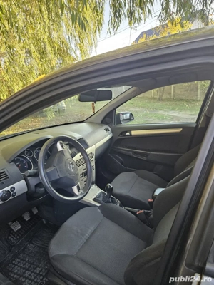 Opel Astra - imagine 2 Opel Astra - imagine 2