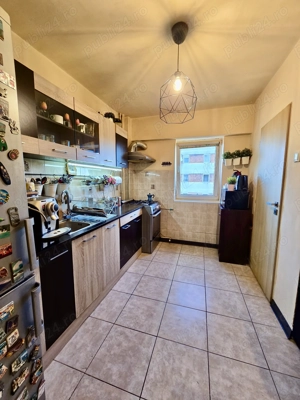 Apartament 3 camere   110mp   Zona 300 - imagine 7