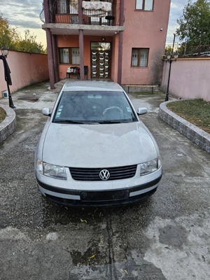 Vând Volkswagen Passat
