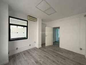 Spatiu Birouri, Piata Unirii (Sitraco), (5 Camere + Terasa), Nemobilat, Parcare, 4 min Metrou - imagine 8