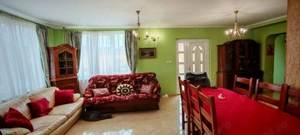 Vilă cu 7 camere, 3 băi, P+M, garaj, terasă, 1130 mp teren, Sântandrei, Bihor. - imagine 9