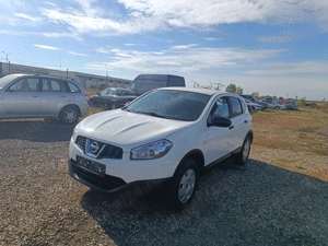 Nissan Qashqai an 2011 benzina 1.6 klima adusa recent
