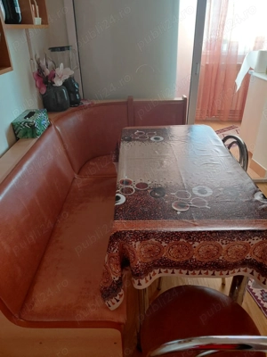 Colțar bucatarie +masă 