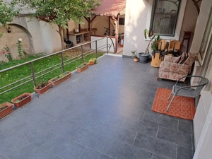 OCAZIE !!! Apartament in casa situata ultracentral cu curte aferenta. - imagine 3