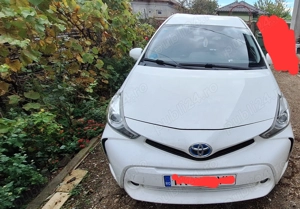Vând autoturism Toyota prius + - imagine 2