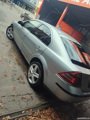 vând Ford Mondeo motor de 20 diesel 6 trepte 180 de cai